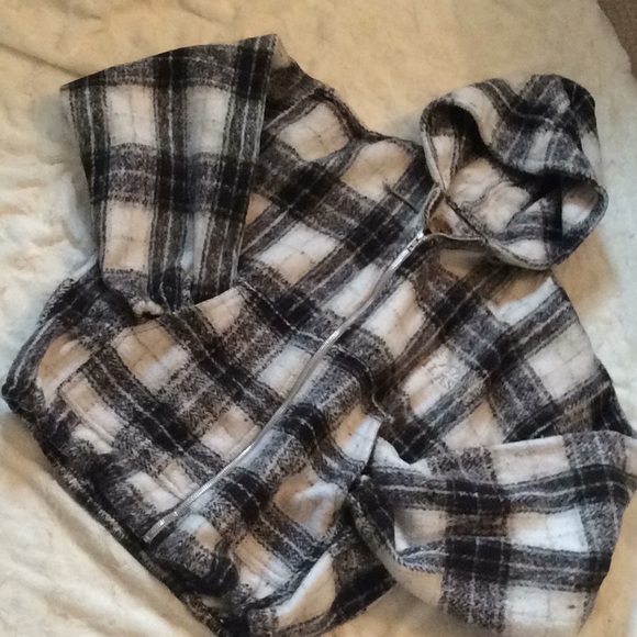 Earth Ragz Other - NWOT Thick Hooded Jacket - NEW LISTING